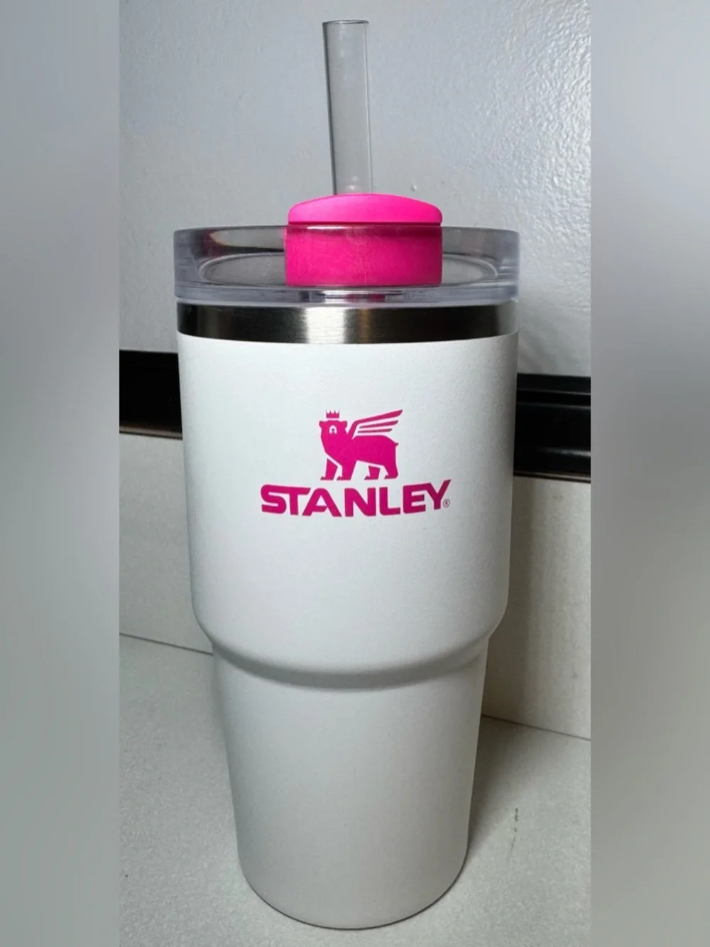 EUC Stanley Pink & White Vibes 20 OZ Quencher Tumbler - Picture 1 of 6